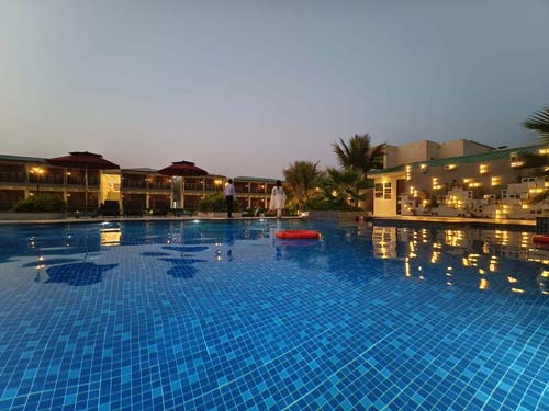 Swimming pool